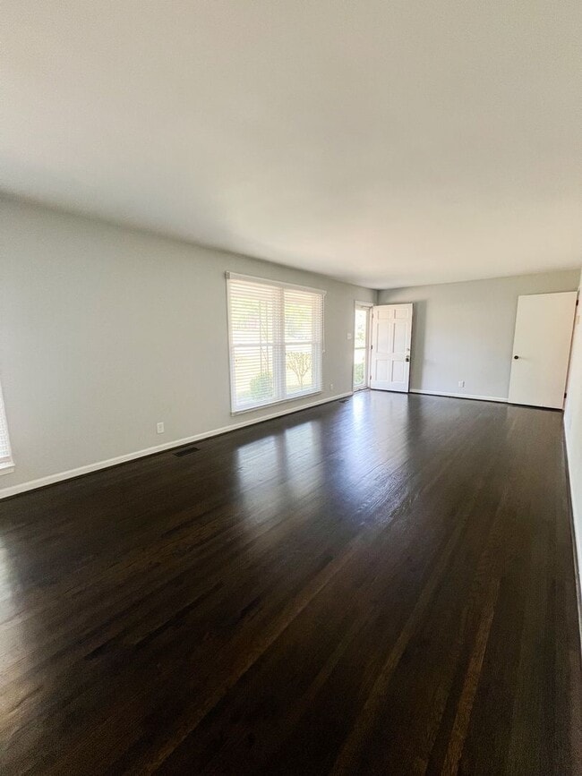 Photo - 2108 Barkley Dr