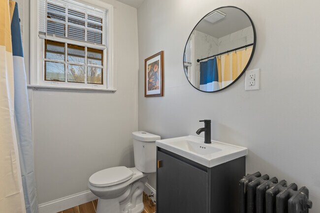4348 Southern Ave SE Unit Sunny