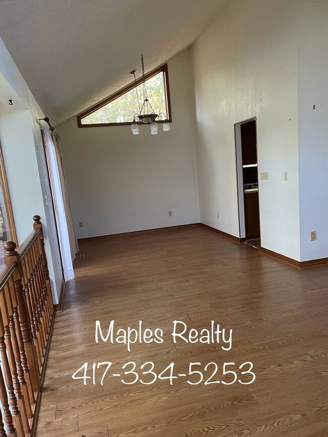 Photo - NEW LISTING - 3 bedroom, 2.5 bath in Ridgedale, MO near Big Cedar Lodge