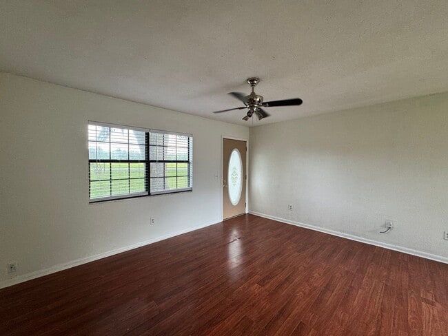 Photo - 8417 Goldkist Blvd