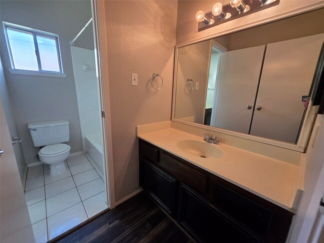 Photo - 447 Lost Rock Dr