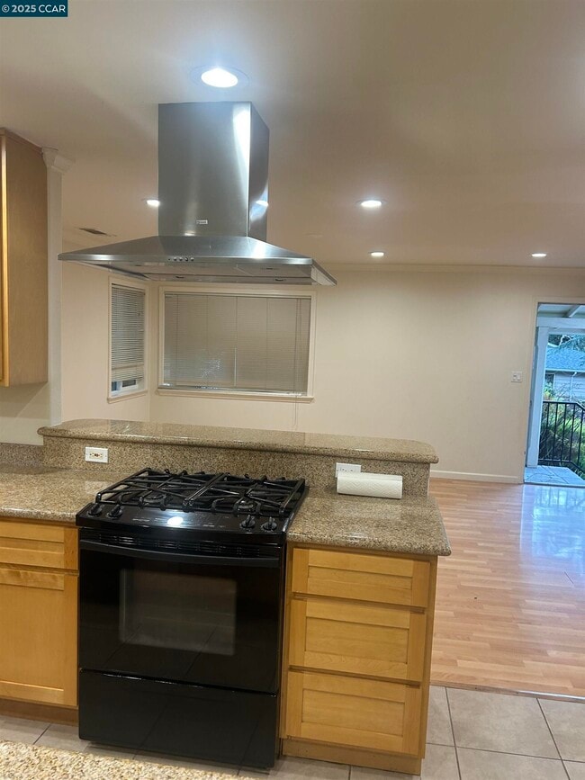 Photo - 2032 Donald Dr