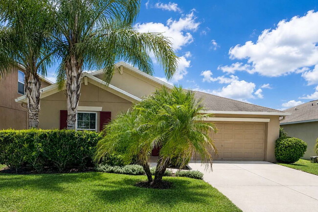 Building Photo - "Charming 3-Bedroom Home with Elegant Granite Touches in Wimauma!" Community pool! Fitness center...