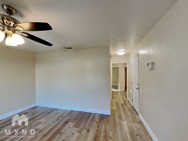 Photo - 1852 Grand Ave