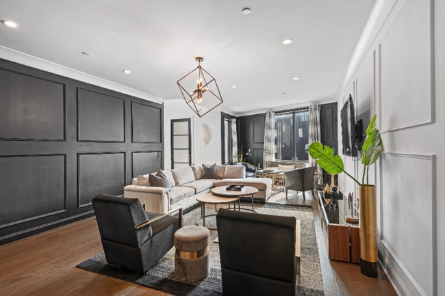 Photo - 1028 Wedgewood Ave