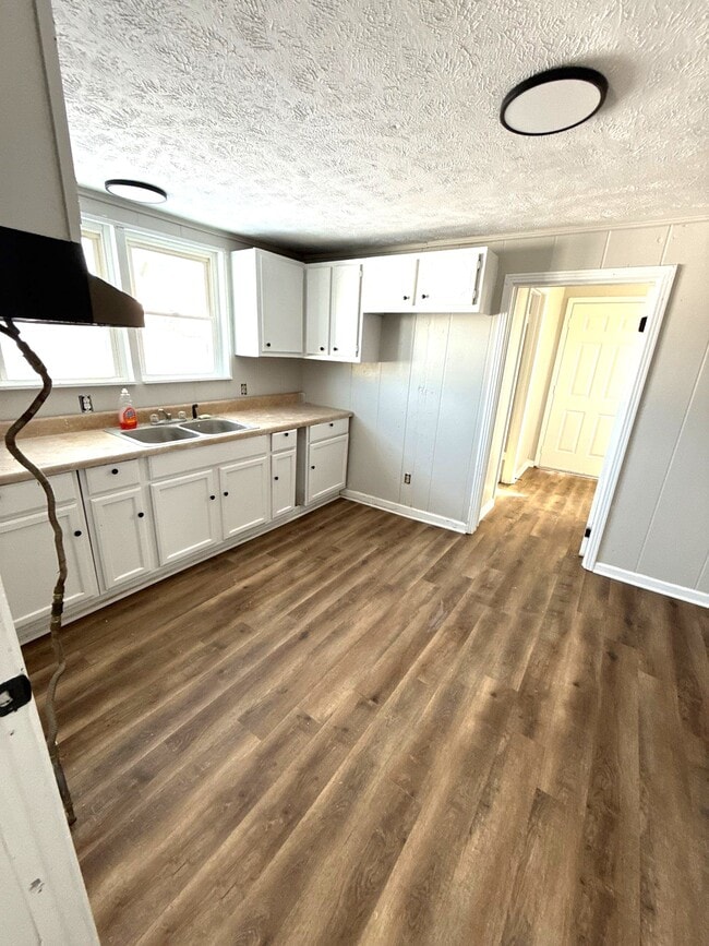 Photo - 418 S Washington Ave