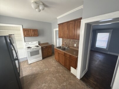 Photo - 1234 Gillett St Unit 1234 Gillett St. Port Huron - 2