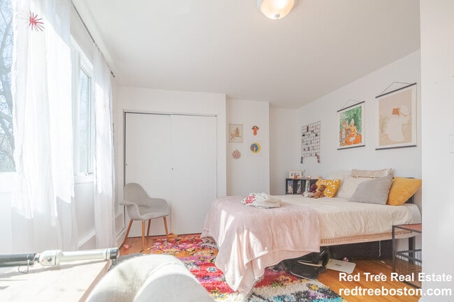 Photo - 238 Everett St Unit 2