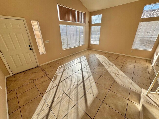 Photo - Charming home in a desirable Henderson neighborhood
