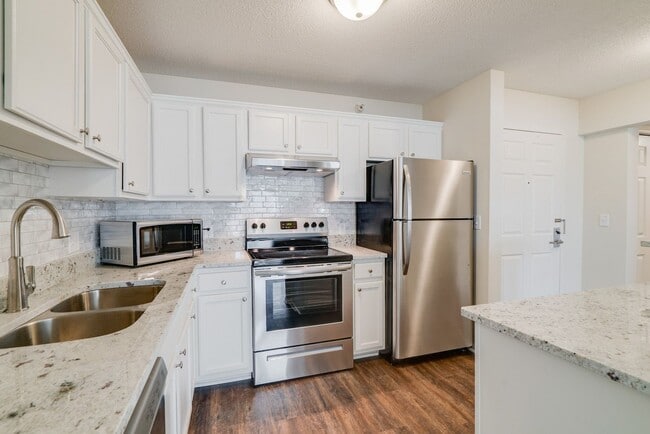 Photo - Neon Flats Apartments