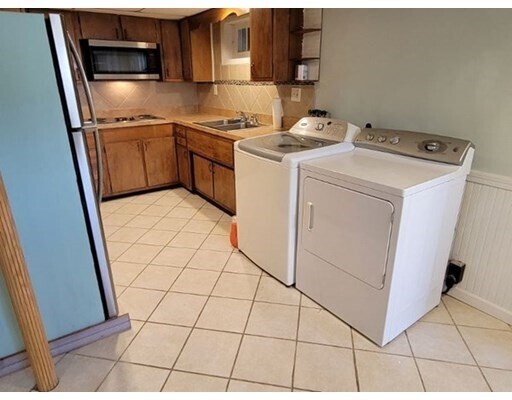 Photo - 24 Dartmouth Way Unidad lower