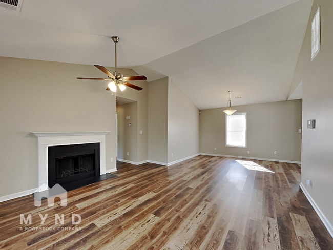 Photo - 89 Connie Dr