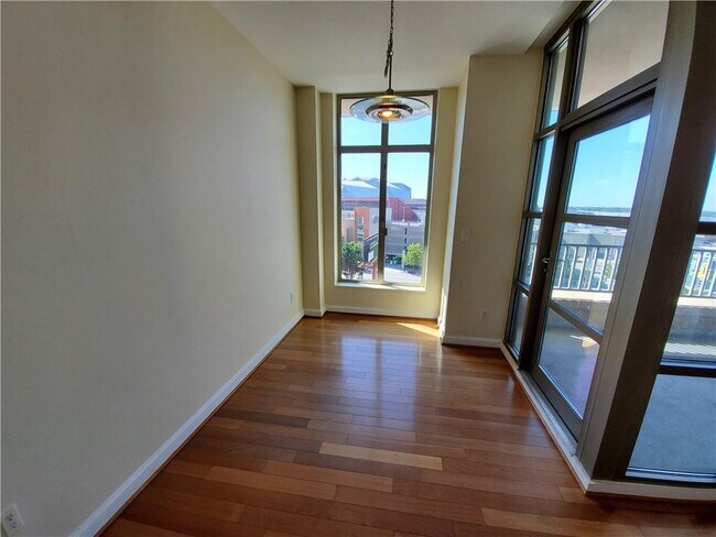 Photo - 250 Park Ave W NW Unit 812