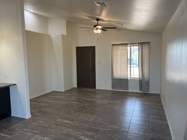 Photo - 3 Bedroom 2 Bath Home with fencing in San ...