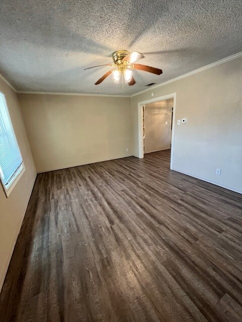 Photo - 2412 28th St