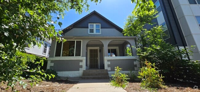 Building Photo - 1832 Irving St Rental