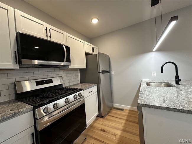 Photo - 129 Charles Ave