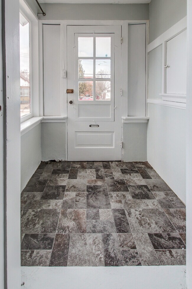 Photo - 55 Hill St Unit A