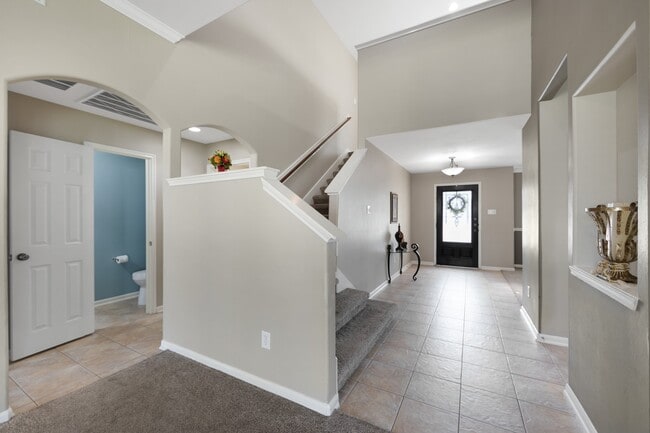 Building Photo - 9810 Spring Alp Ct