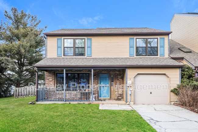 Building Photo - 5 Isa Ct