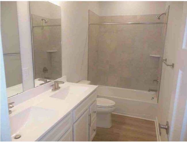 Photo - 170 S Durham Dr