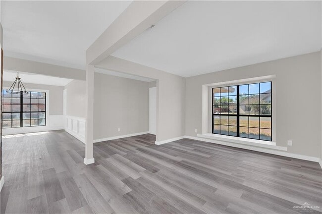 Photo - 26 Tiquisate Ave