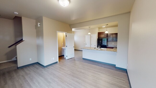 Ankeny 3 Bedroom Townhome Available Novemb... - Ankeny 3 Bedroom Townhome Available Novemb...