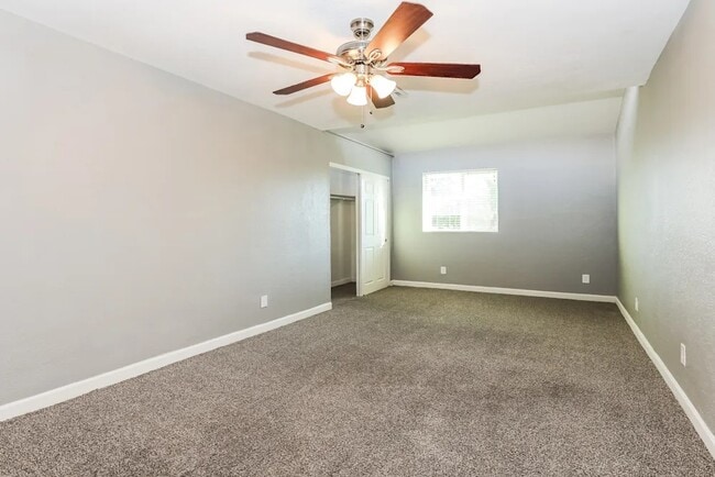 Photo - 8422 E Hubbell St