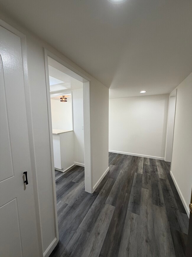 Photo - Villa Palms Apartments