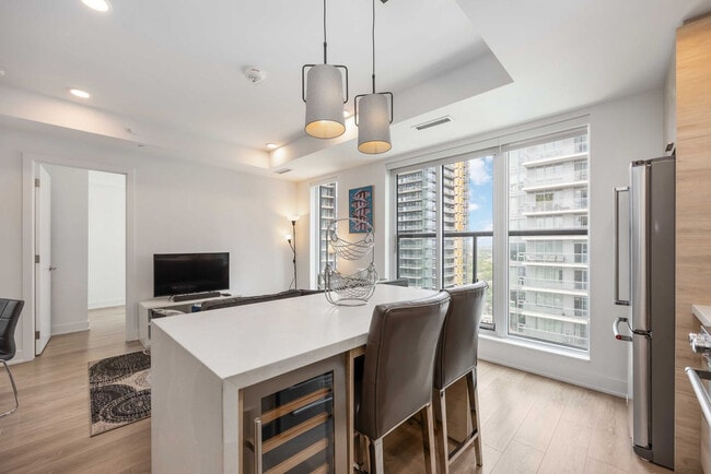 Photo - 200 Redpath Ave Unit SI ID1357578P