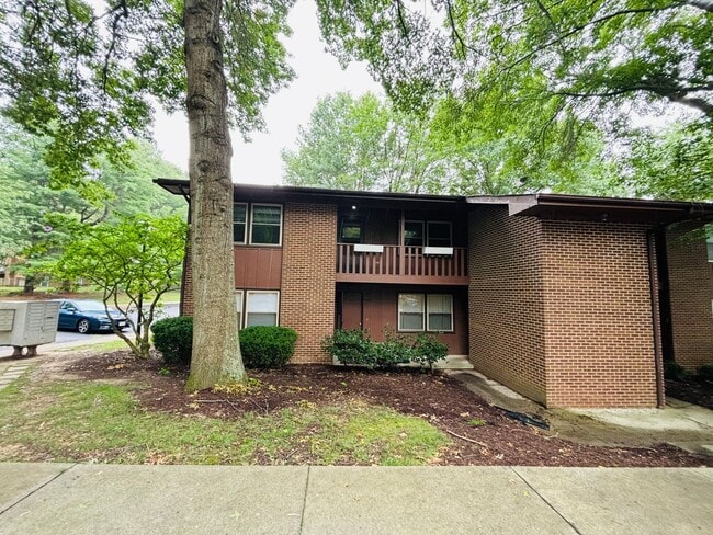 Photo - 1741 Don Lee Drive
