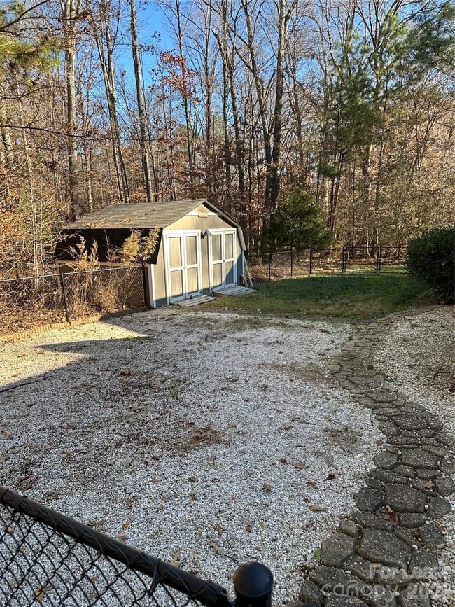 Photo - 124 Moonlight Way