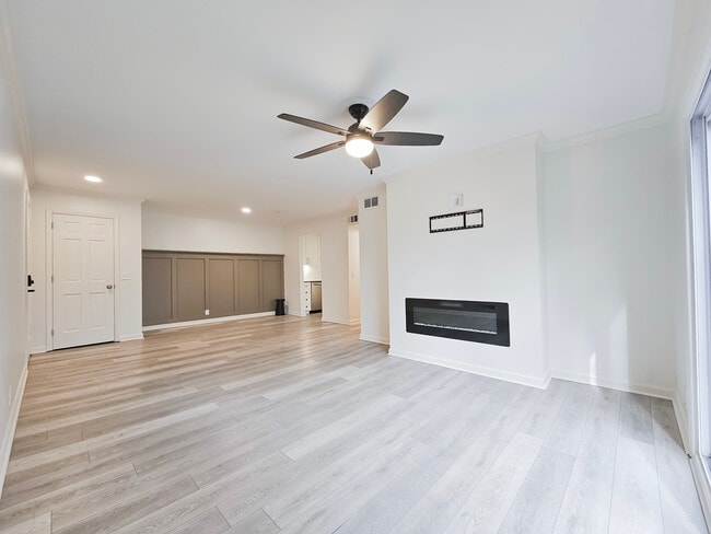 Photo - 601 Boyd Mill Ave