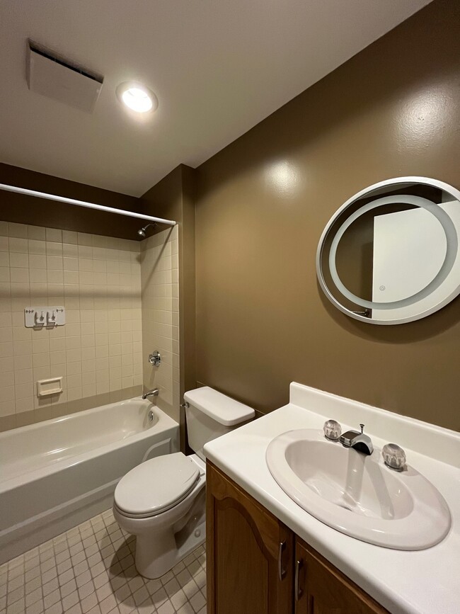 Photo - 750 Davol St Unit #119