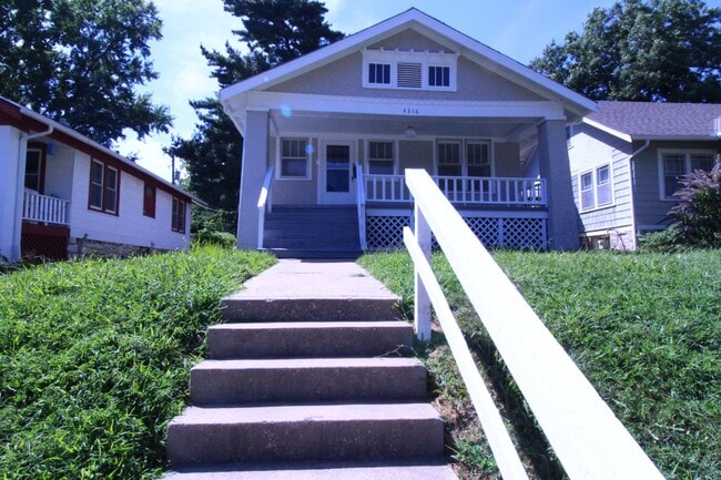 Photo - November FREE On This 2 Bedroom 1 Bath Hom...