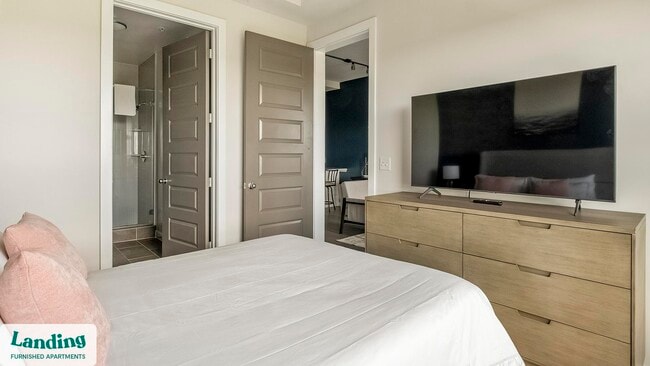 Photo - 825 Usener St Unit 619