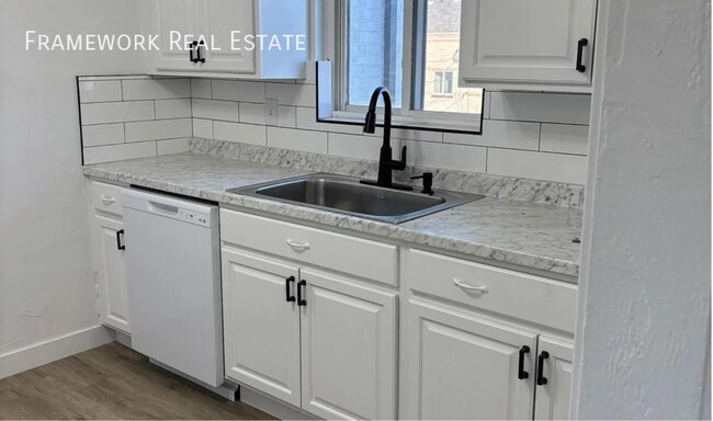 Photo - 1524 Wabash St Unit 1