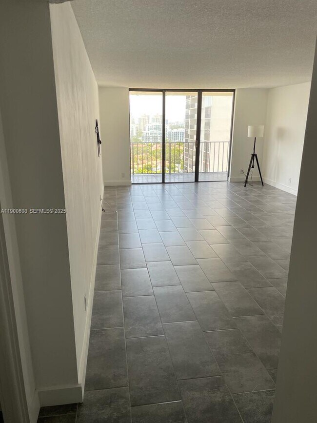 Photo - 18151 NE 31st Ct Unit 1810