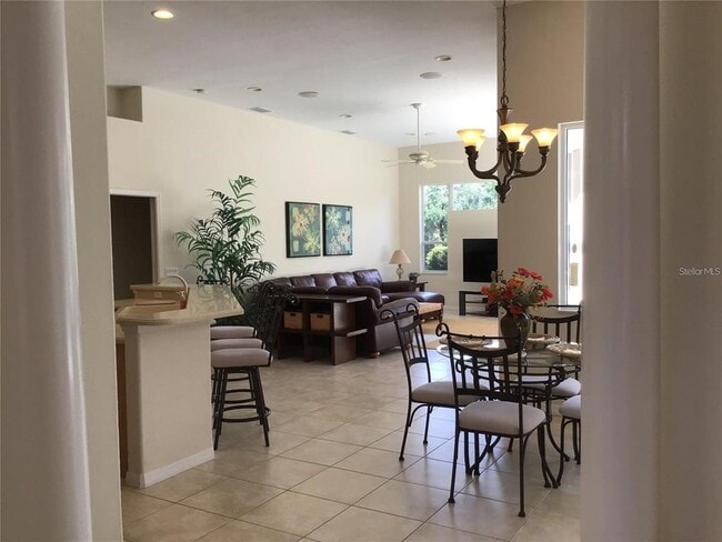 Photo - 1292 Hillsborough Blvd