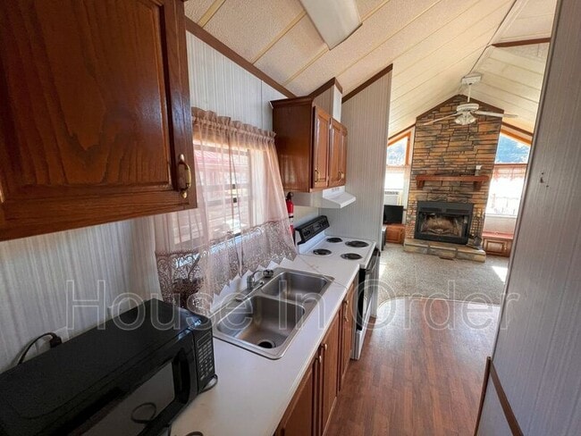 Photo - 127 Crider Cir