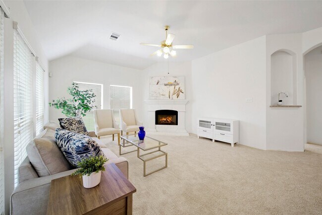 Photo - 21406 Hannover Pines Dr