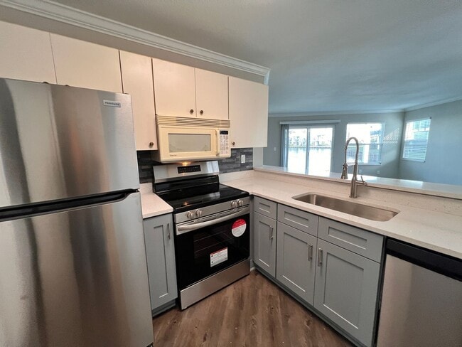 Photo - Woodgate Blvd, Unit 107 Unit 2536 Woodgate Blvd