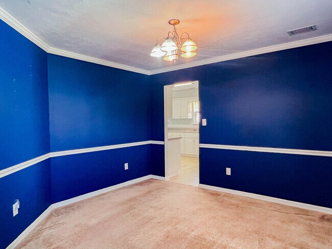 Photo - 6117 Independence Way