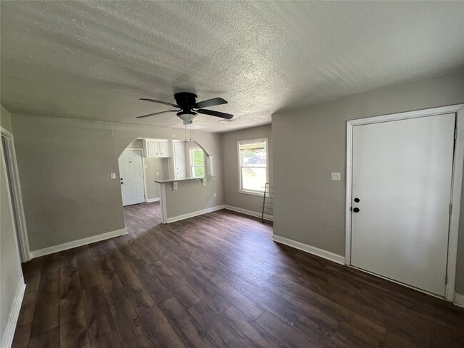 Photo - 5034 Rapido Rd