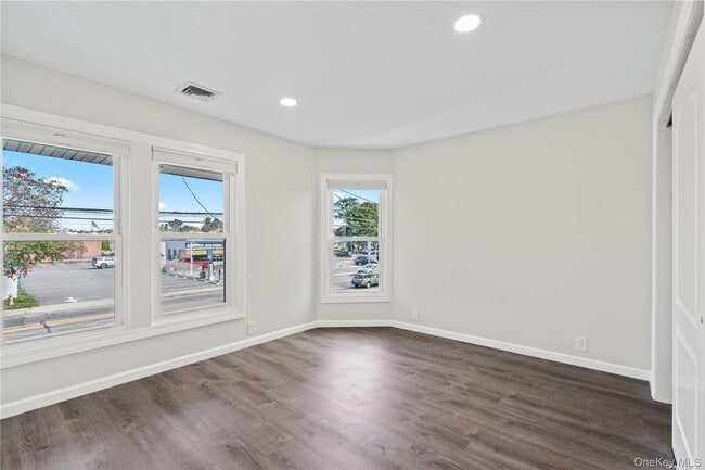 Photo - 7 Pulaski Rd Unit 3