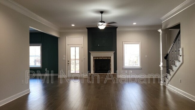 Photo - 130 Creekmound Dr