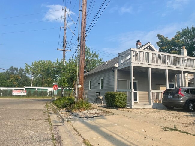 Photo - 635 N Huron St Unit 635 N Huron St