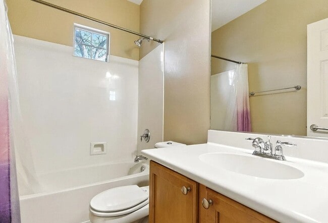 Photo - 5900 S Courtland Dr