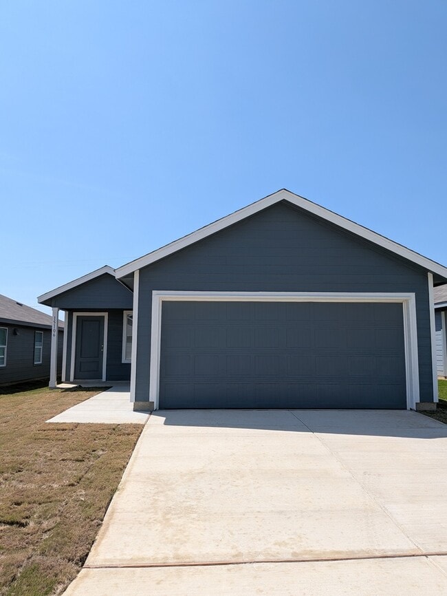 Building Photo - 15106 Azzurro Stone