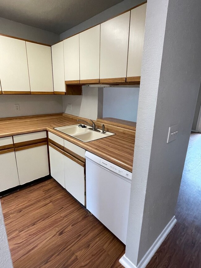 Photo - 2 Bedroom Condo by UNT